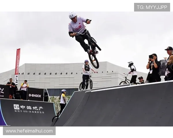 重庆滑板队在极限运动联赛中的精彩表现与实力分析